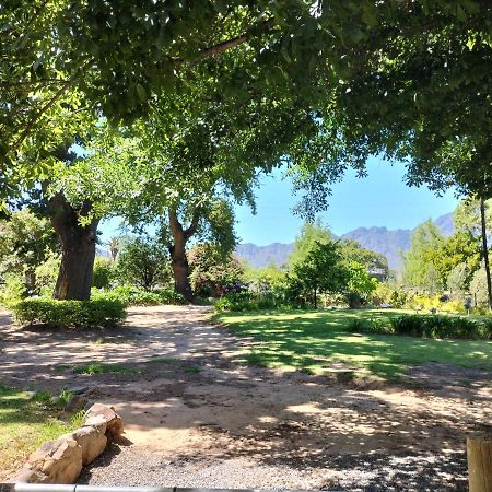 Olive&Vine Farm Cottage Franschhoek Esterno foto