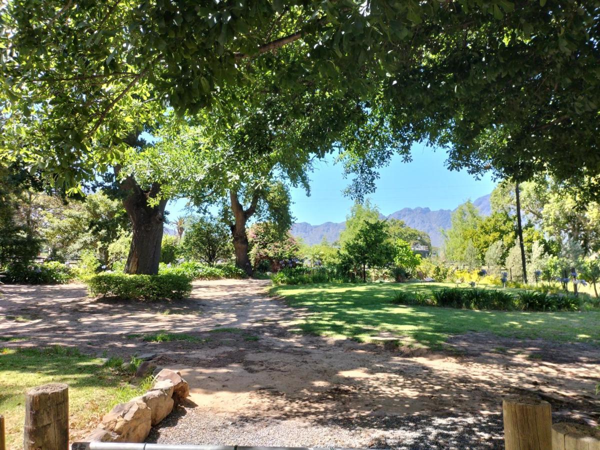 Olive&Vine Farm Cottage Franschhoek Esterno foto